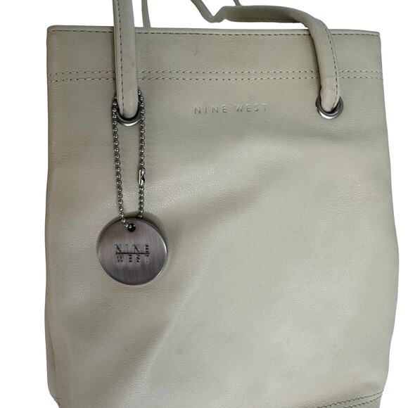 Vintage Nine West Creamy Off-White Grommet Handle Tote Purse | Soft Faux Leather - Picture 1 of 16